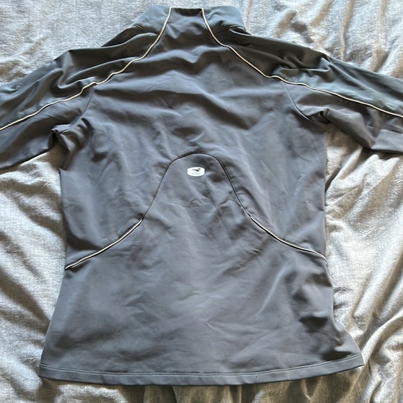 SUGOI Thermal Running Top - Picture 5 of 7